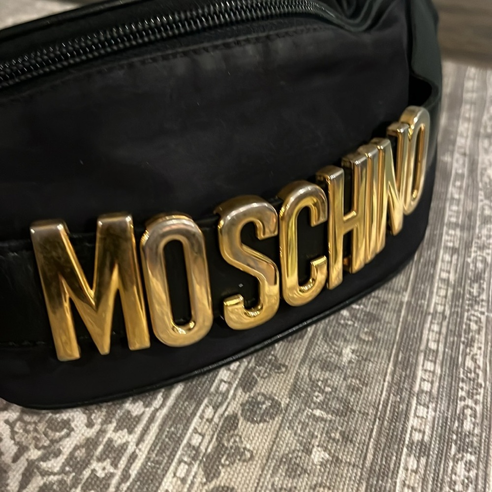 Rare Vintage Moschino Redwall Bum/Belt Bag LG - Picture 3 of 17